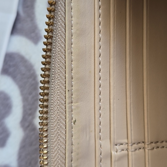 Elegant Tan Wallet with Gold Accents, Coach, Used - Picture 15 of 16